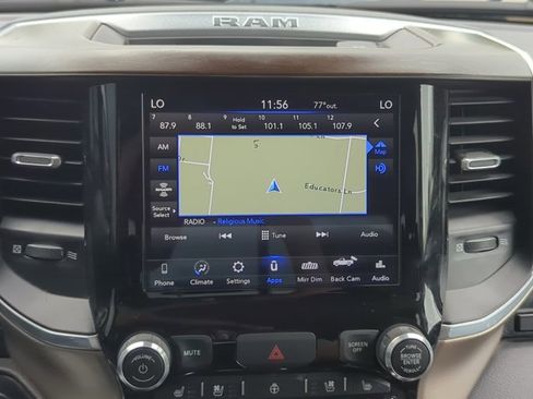 Used 2021 RAM 1500 Laramie AWD/4WD image 13