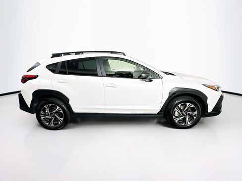 Used 2024 Subaru Crosstrek 2.0i Premium image 10