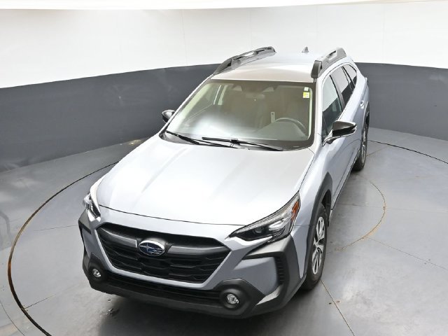 Used 2025 Subaru Outback Premium AWD/4WD image 36