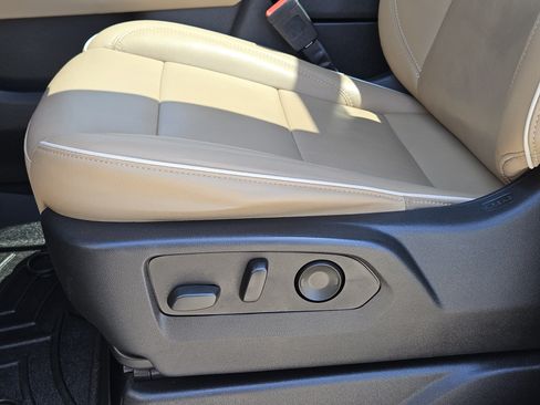 Used 2023 Chevrolet Tahoe Premier w/ Texas Edition RWD image 25
