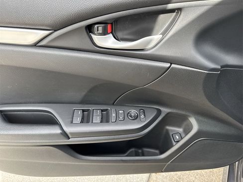 Used 2020 Honda Civic Sport image 39
