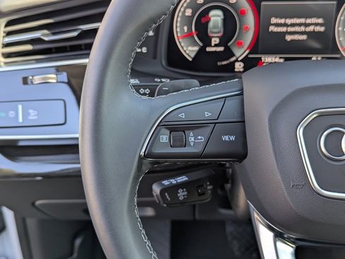 Used 2024 Audi Q8 Prestige image 21