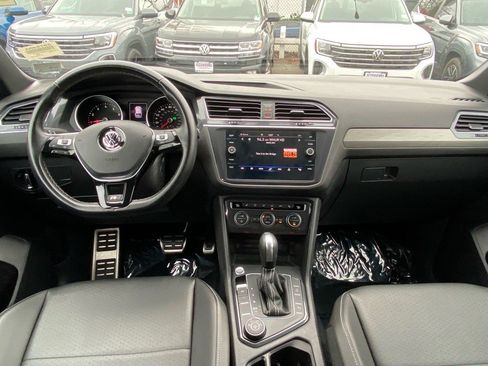Certified 2021 Volkswagen Tiguan SE R-Line w/ 3rd Row Seat Package image 13