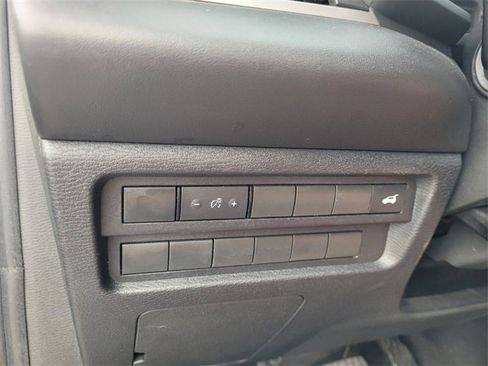 Used 2022 Mitsubishi Outlander SE image 22