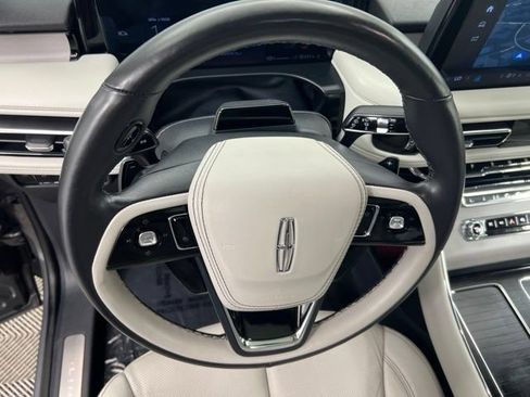 Certified 2025 Lincoln Aviator Reserve w/ Illumination Package AWD/4WD image 21
