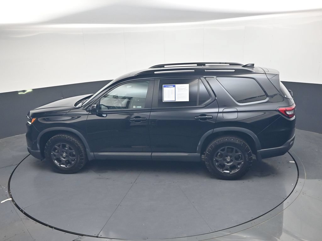Used 2023 Honda Pilot TrailSport image 36