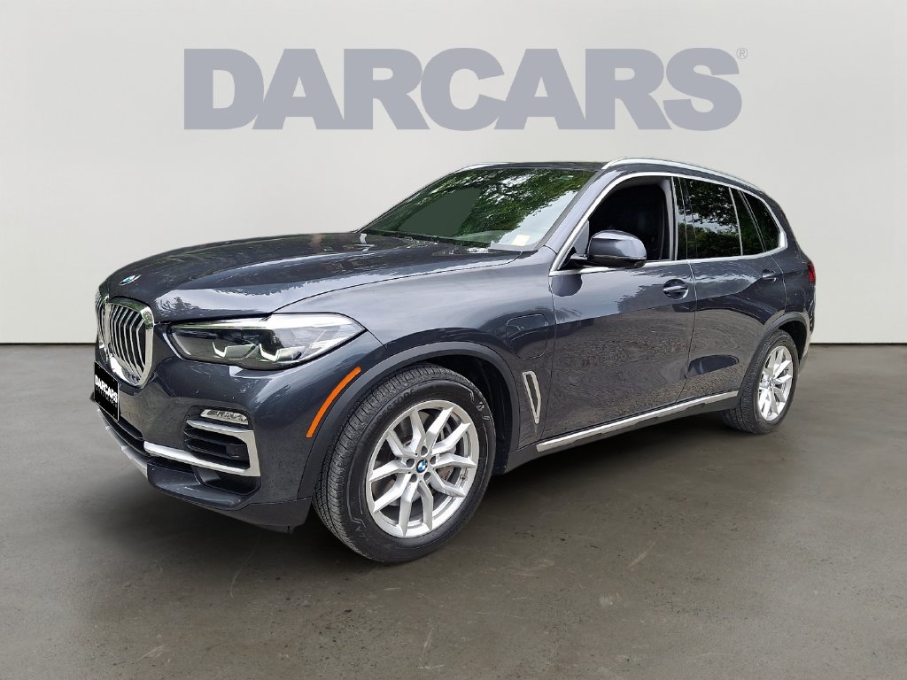Used 2021 BMW X5 xDrive45e w/ Parking Assistance Package AWD/4WD image 3