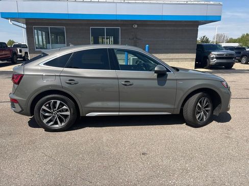 Used 2023 Audi Q5 2.0T Premium Plus w/ Premium Plus Package AWD/4WD image 11