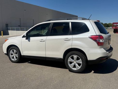 Used 2015 Subaru Forester 2.5i Premium AWD/4WD image 8