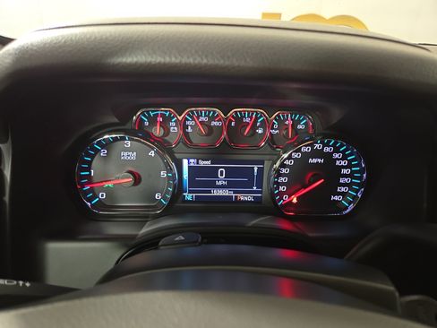 Used 2020 Chevrolet Tahoe LS w/ Enhanced Driver Alert Package AWD/4WD image 17