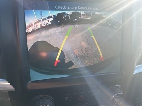 Used 2017 RAM 2500 Power Wagon w/ Leather & Luxury Group image 21