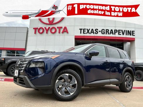 Used 2025 Nissan Rogue SV FWD image 1