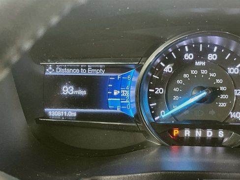Used 2016 Ford Explorer XLT w/ Equipment Group 201A AWD/4WD image 18