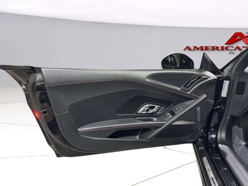 Used 2017 Audi R8 V10 w/ Carbon Exterior Package image 14