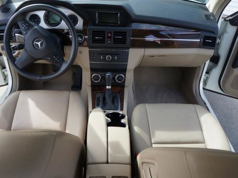 Used 2011 Mercedes-Benz GLK 350 2WD image 9