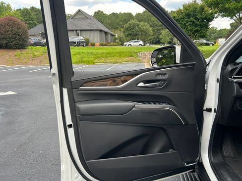 Used 2024 Cadillac Escalade Sport Platinum w/ LPO, ONYX Package AWD/4WD image 62