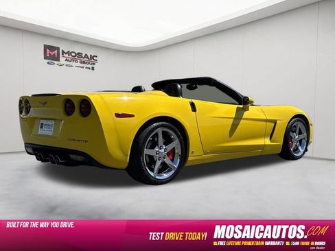 Used 2007 Chevrolet Corvette Convertible w/ Preferred Equipment Group RWD image 8