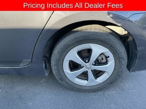 Used 2014 Toyota Prius Two FWD image 4