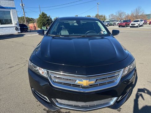 Used 2020 Chevrolet Impala LT image 2