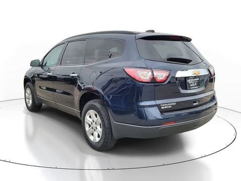 Used 2017 Chevrolet Traverse LS image 4