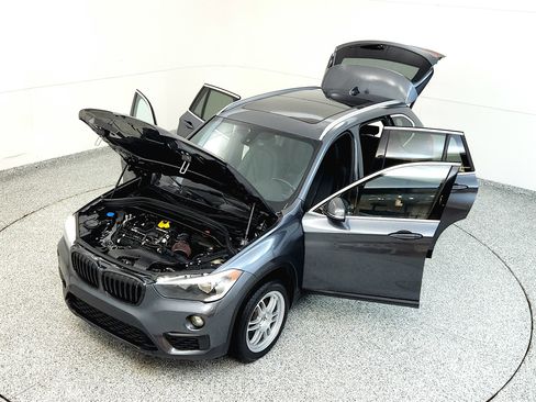 Used 2018 BMW X1 sDrive28i w/ Convenience Package FWD image 22
