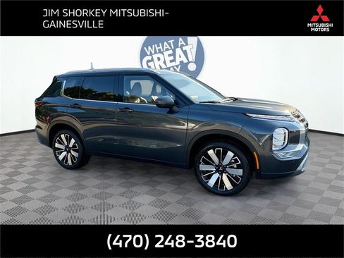 New 2025 Mitsubishi Outlander SEL image 1