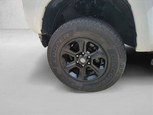 Used 2021 Toyota Tacoma TRD Sport w/ Technology Package RWD image 22