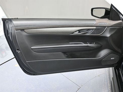 Used 2016 Cadillac ATS V w/ Luxury Package image 17