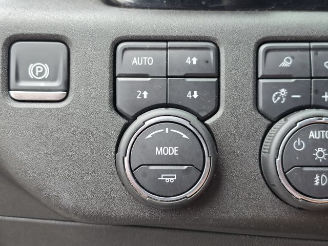 Used 2025 Chevrolet Silverado 2500 High Country w/ Technology Package AWD/4WD image 31