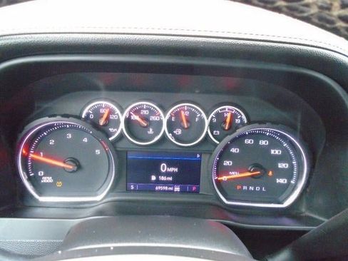 Used 2022 Chevrolet Silverado 3500 LTZ w/ LTZ Convenience Package image 7