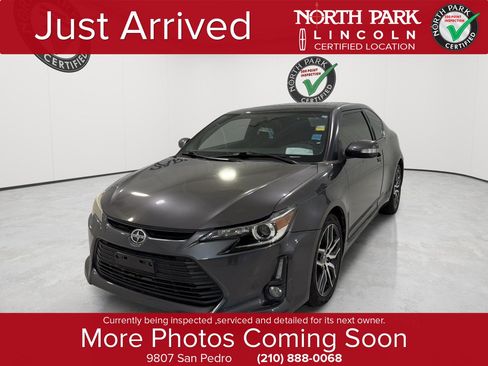 Used 2015 Scion tC FWD image 1