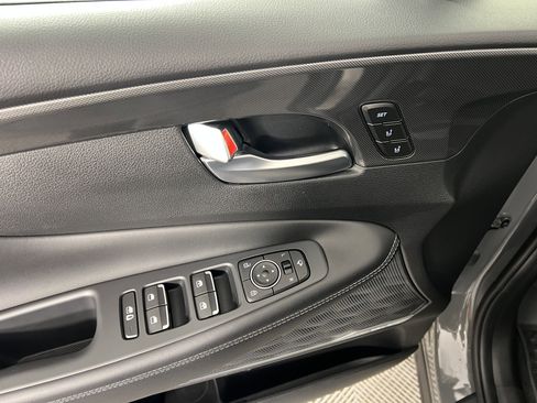 Used 2023 Hyundai Santa Fe Limited image 18