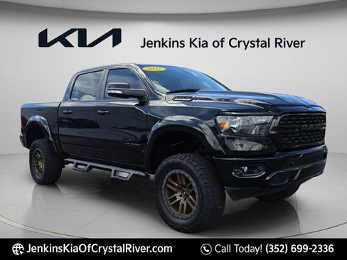 Used 2022 RAM 1500 Big Horn AWD/4WD image 1