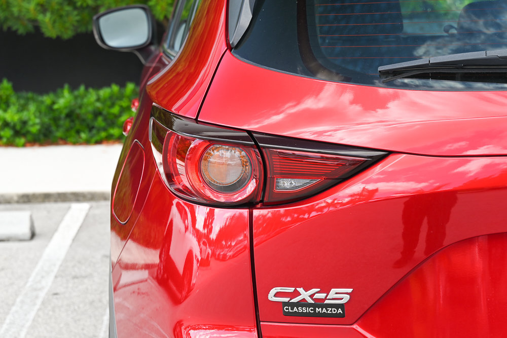 Used 2019 MAZDA CX-5 Sport w/ I-ACTIVSENSE Package FWD image 10