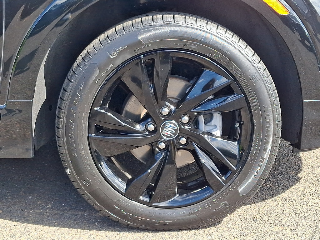 Certified 2024 Buick Encore GX Sport Touring AWD/4WD image 8