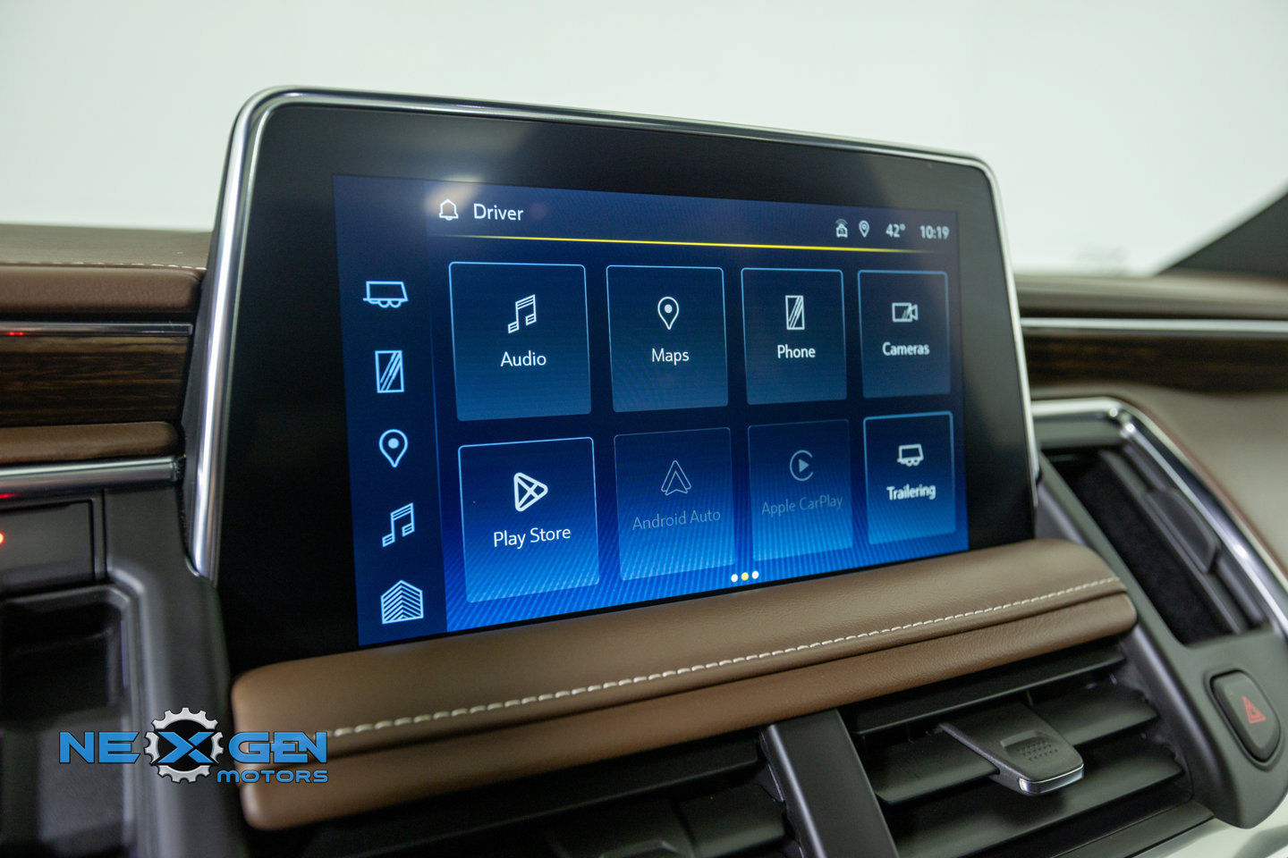 Used 2023 Chevrolet Tahoe High Country AWD/4WD image 20