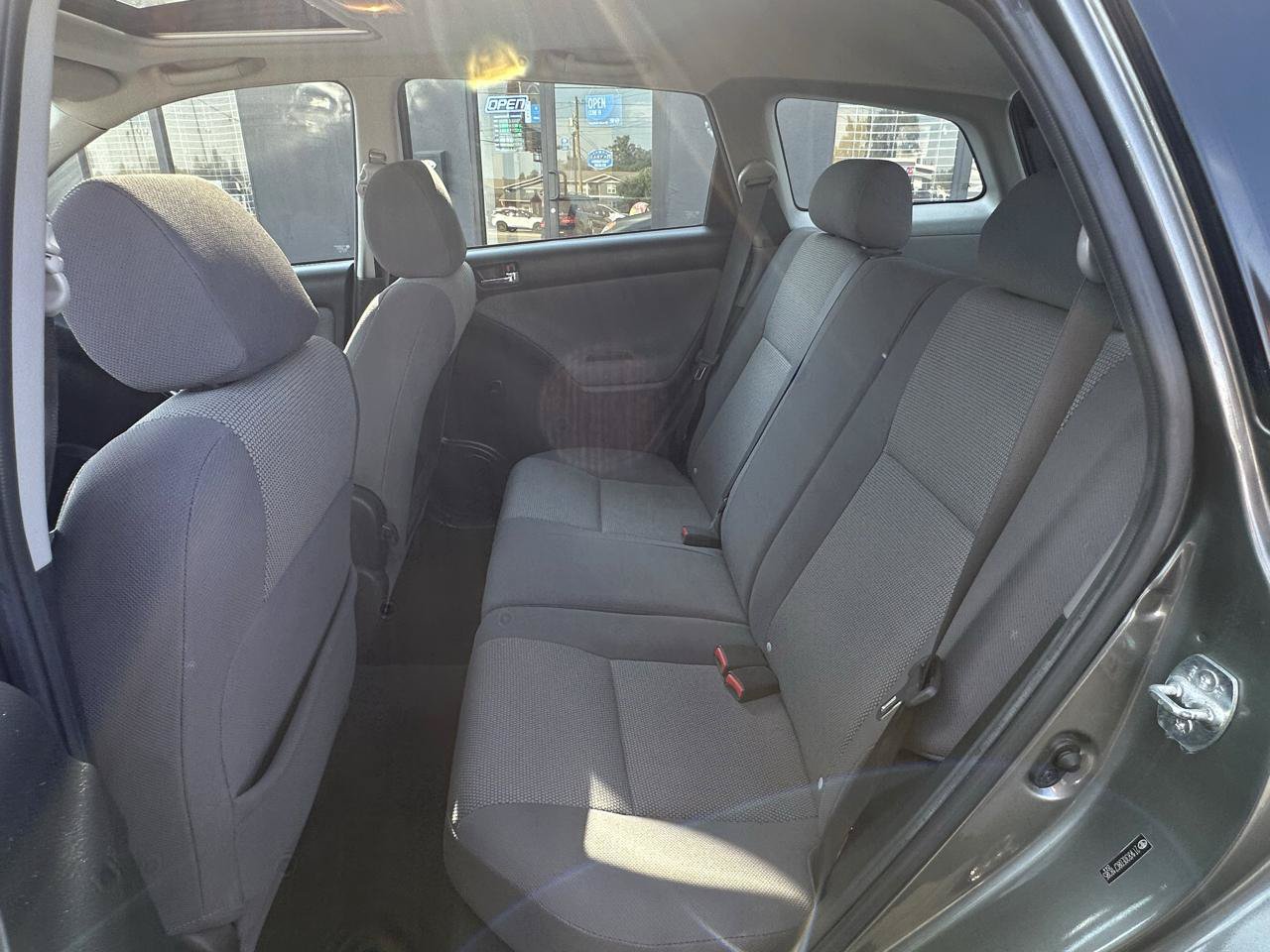 Used 2008 Toyota Matrix FWD image 37