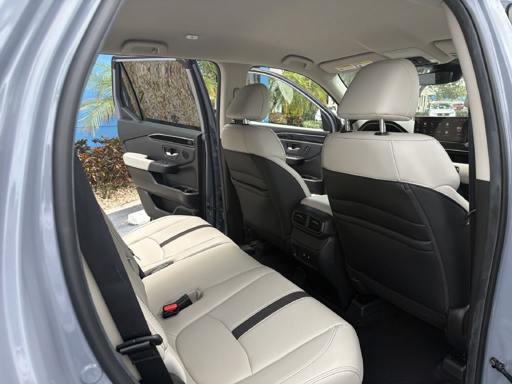 Certified 2026 Honda Passport RTL image 32