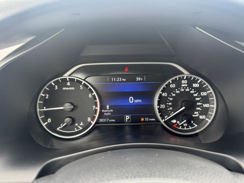 Used 2020 Nissan Murano S image 16