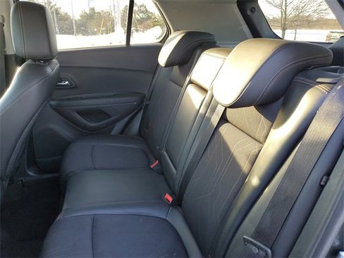 Used 2017 Chevrolet Trax LT w/ Driver Confidence Package image 7