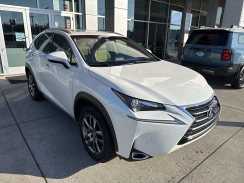 Used 2015 Lexus NX 300h AWD w/ Premium Package image 2