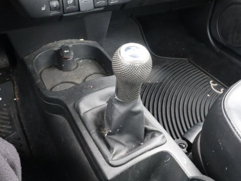 Used 2006 Volkswagen Beetle Coupe w/ Package 1 image 8