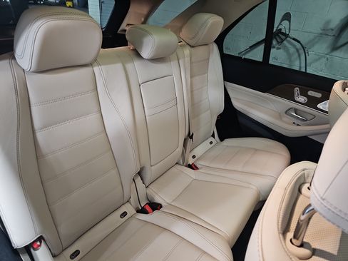 Used 2024 Mercedes-Benz GLE 450 4MATIC image 12