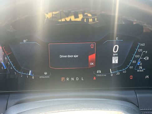 Used 2025 Ford Mustang Premium RWD image 16