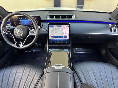 Used 2023 Mercedes-Benz S 500 4MATIC w/ AMG Line image 13
