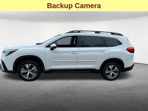 Used 2023 Subaru Ascent Premium w/ Convenience Package image 6