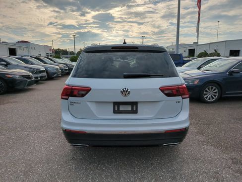 Used 2018 Volkswagen Tiguan SEL Premium FWD image 4