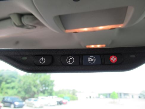 Used 2012 GMC Sierra 2500 SLT w/ SLT Convenience Package AWD/4WD image 23