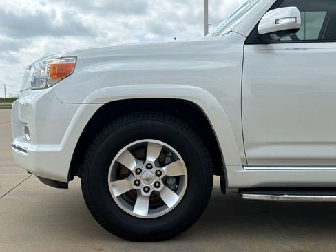 Used 2012 Toyota 4Runner SR5 w/ Premium Pkg RWD image 5