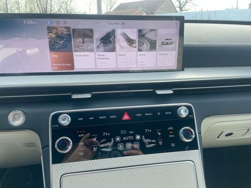 New 2025 Genesis GV80 3.5T Prestige image 44